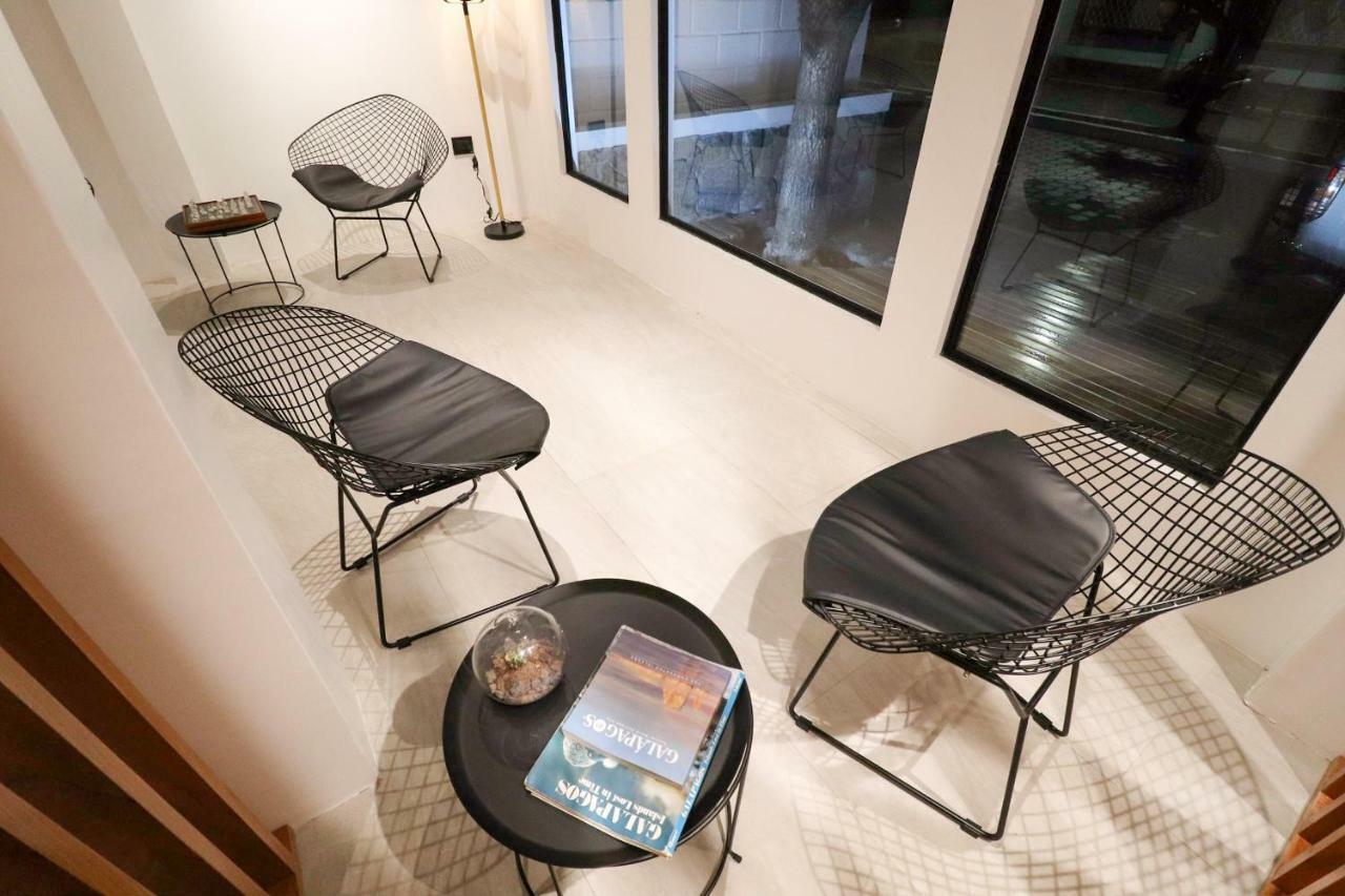 Hostel Cactus Puerto Baquerizo Moreno Zewnętrze zdjęcie